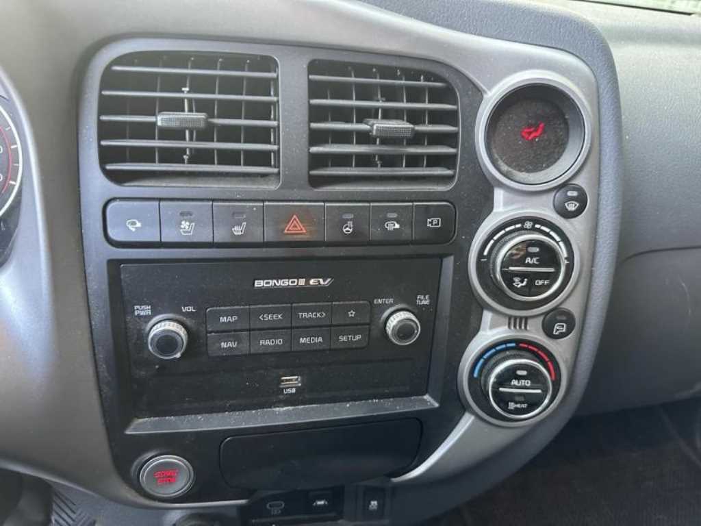 기아 봉고3 1톤 윙바디 전기 9