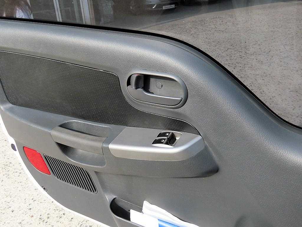 기아 봉고3 1.2톤 카고 10