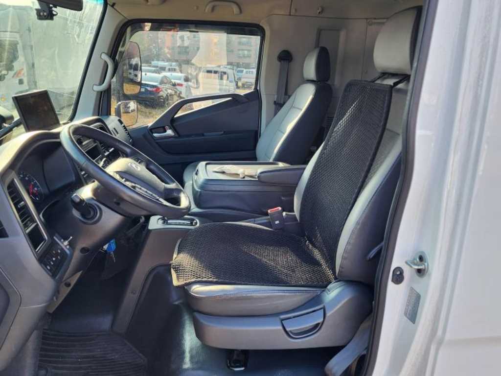 현대 올뉴마이티 2.5톤 냉동탑 12