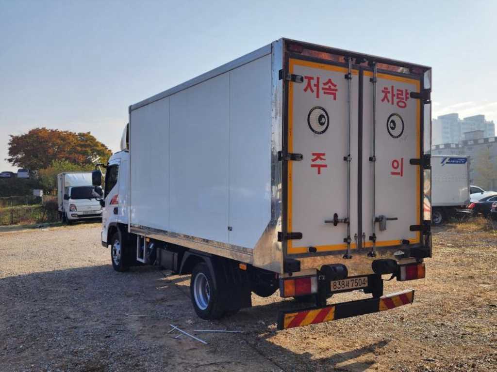 현대 올뉴마이티 2.5톤 냉동탑 5