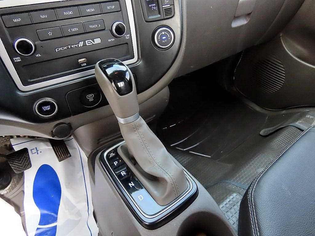 현대 포터2 1톤 카고 전기 9