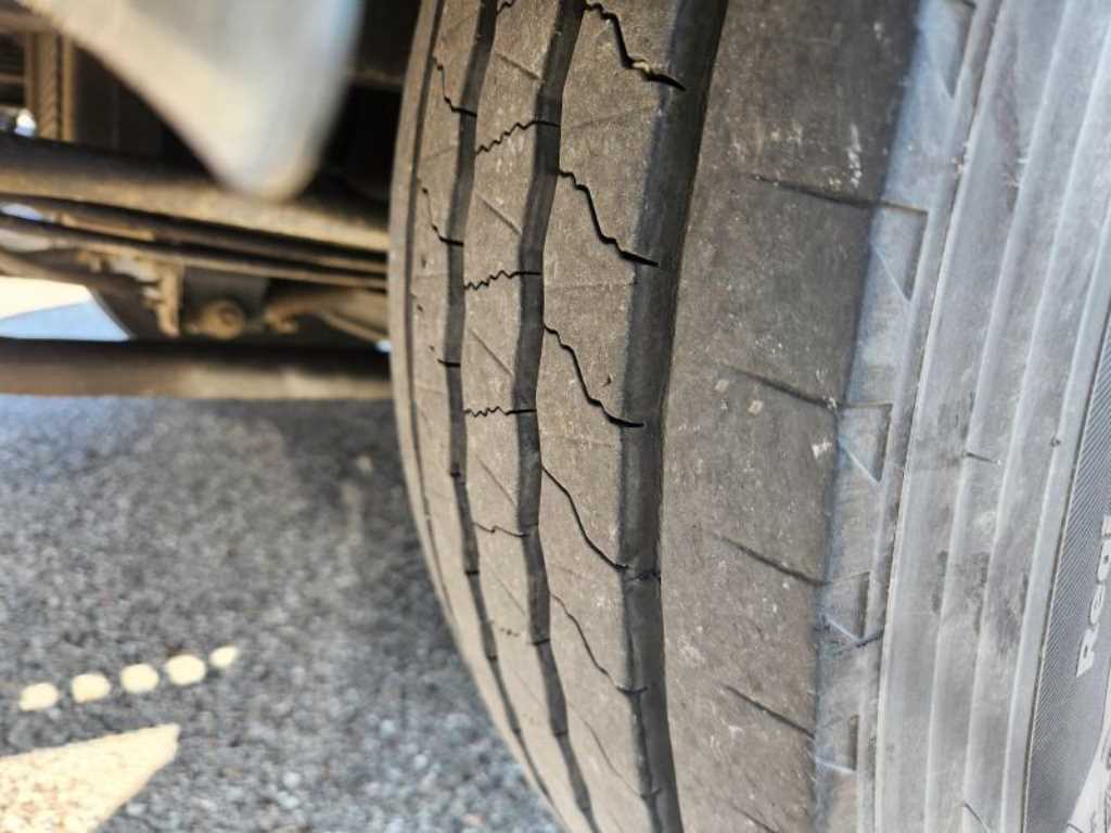 이스즈 엘프 3.5톤 윙바디 8