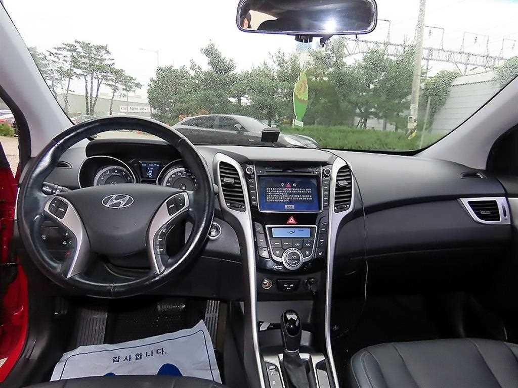 Hyundai i30 1.6 GDI PYL 8