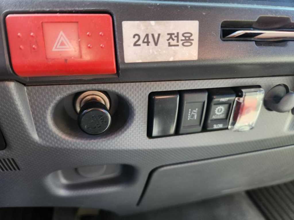 이스즈 엘프 3.5톤 윙바디 18