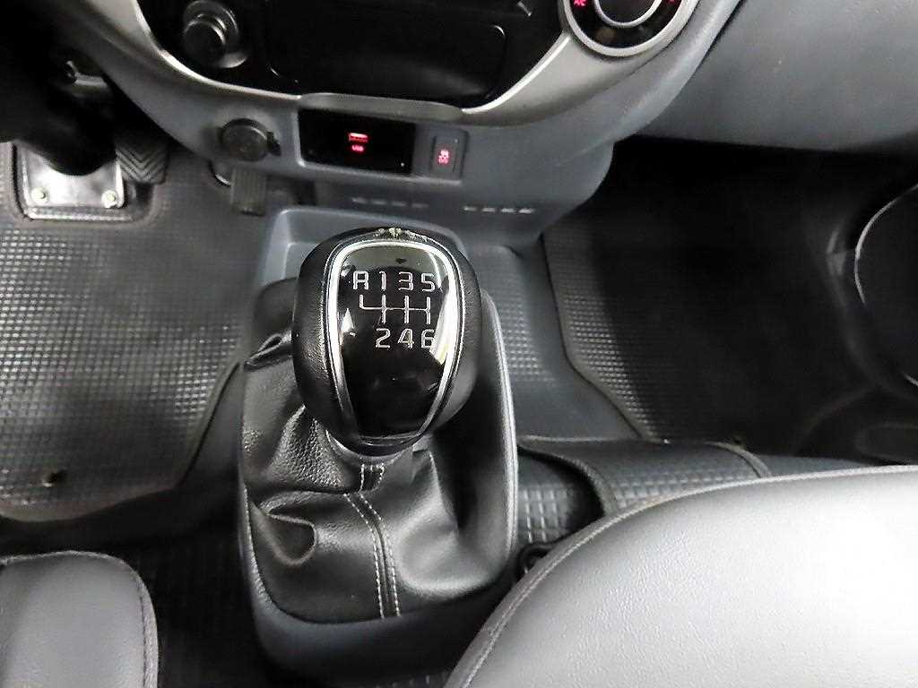 기아 봉고3 1.2톤 카고 8