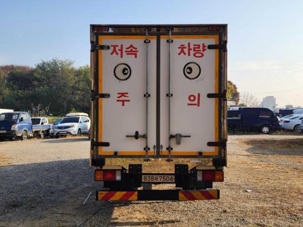 현대 올뉴마이티 2.5톤 냉동탑 4