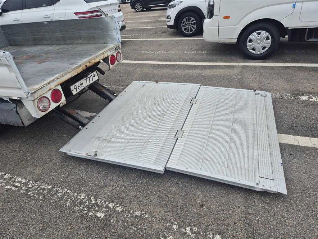 기아 봉고3 1톤 카고 15