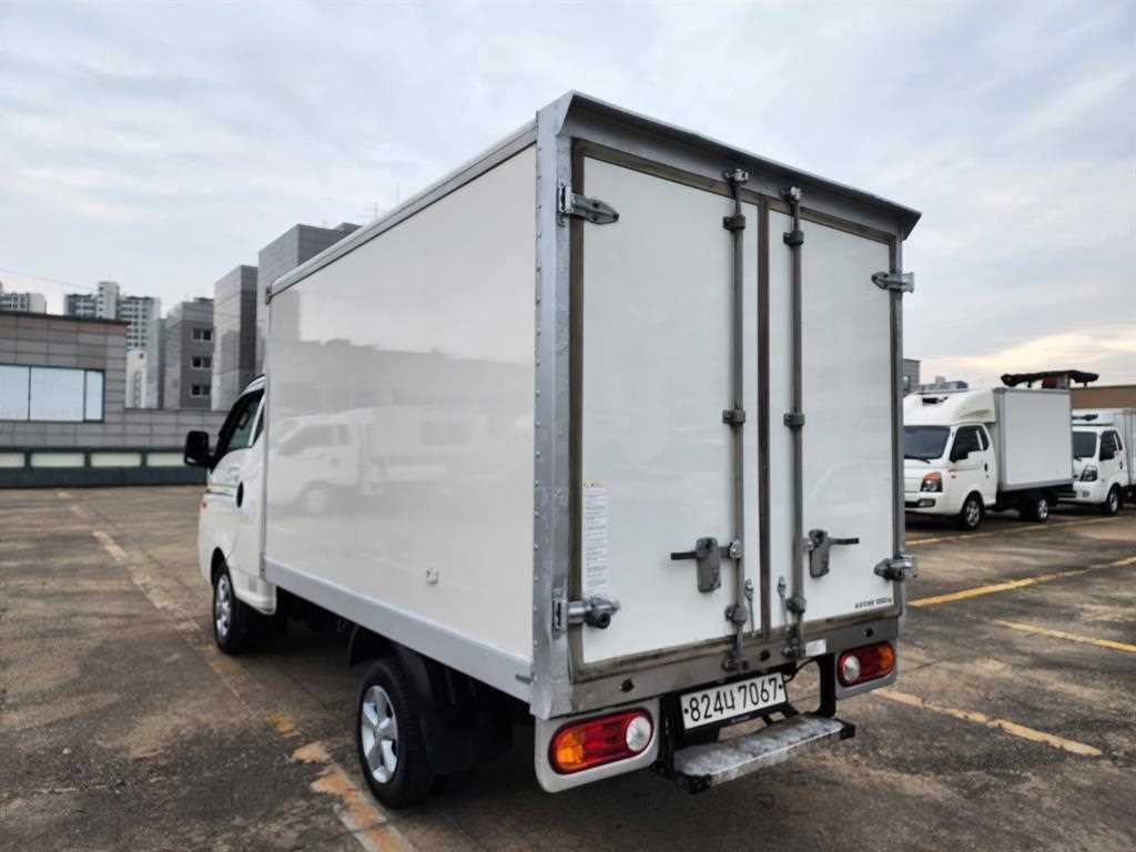 현대 포터2 1톤 냉동탑 트윈컴프 2