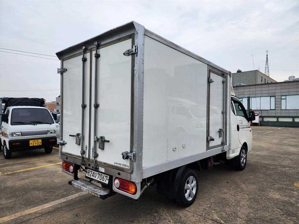 현대 포터2 1톤 냉동탑 트윈컴프 7