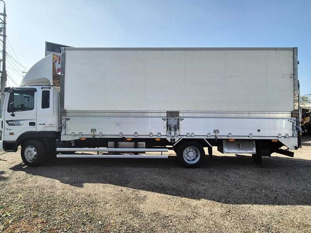 현대 메가트럭 단바리 냉동탑 5톤 수동 1