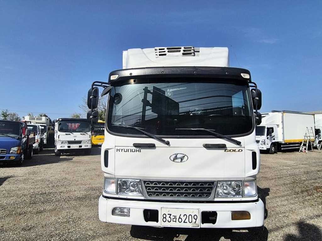 현대 메가트럭 단바리 냉동탑 5톤 수동 2