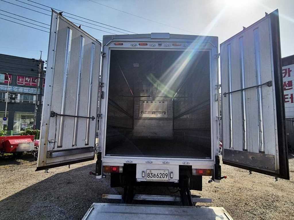 현대 메가트럭 단바리 냉동탑 5톤 수동 9
