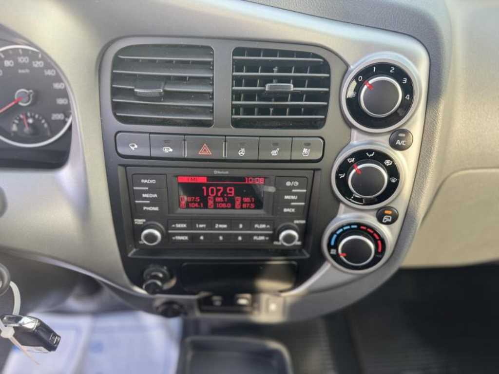 기아 봉고3 1톤 카고 LPG 9