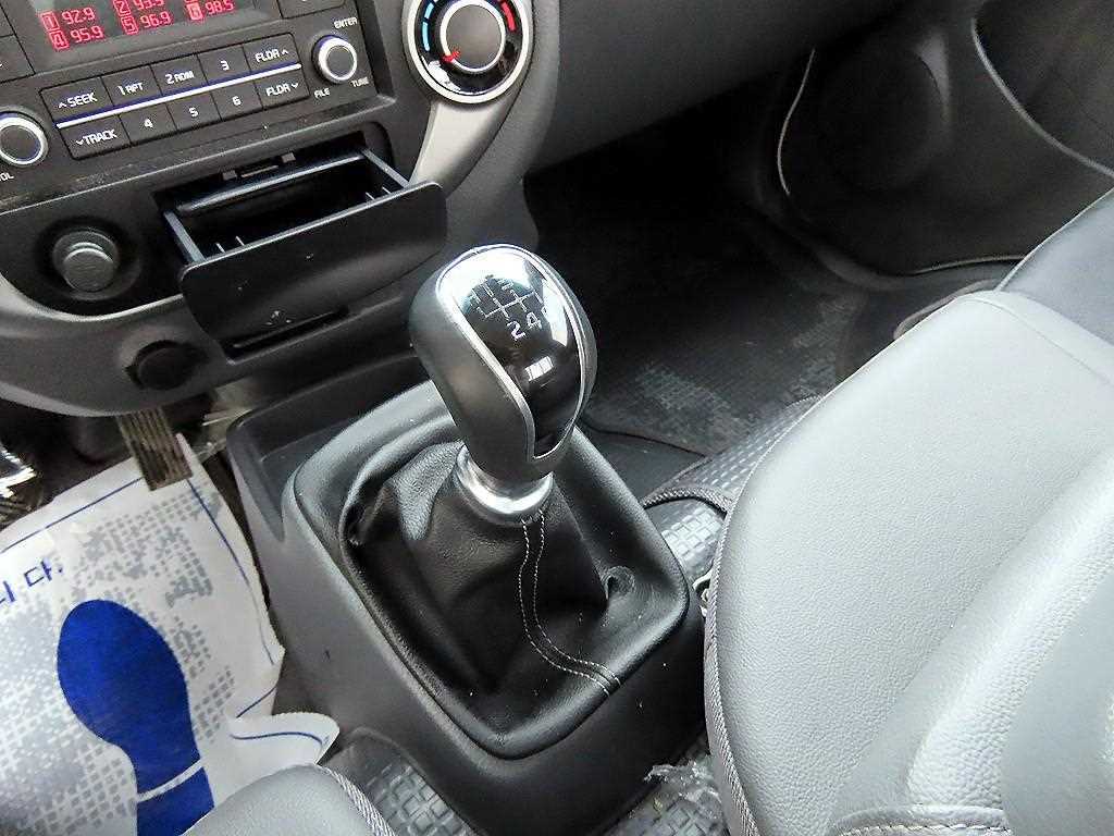 기아 봉고3 1톤 카고 LPG 9