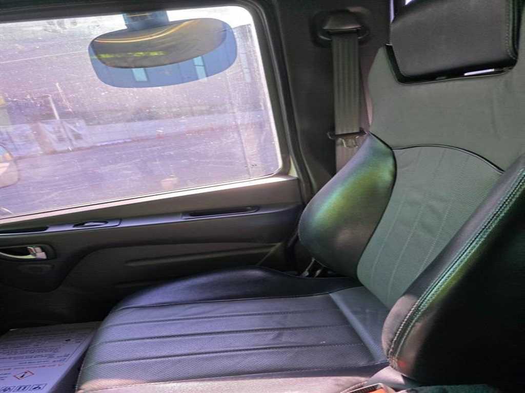 현대 메가트럭 단바리 윙바디 5톤 수동 14