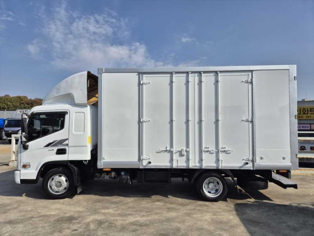 현대 올뉴마이티 2.5톤 익스하이탑 슈퍼캡 2