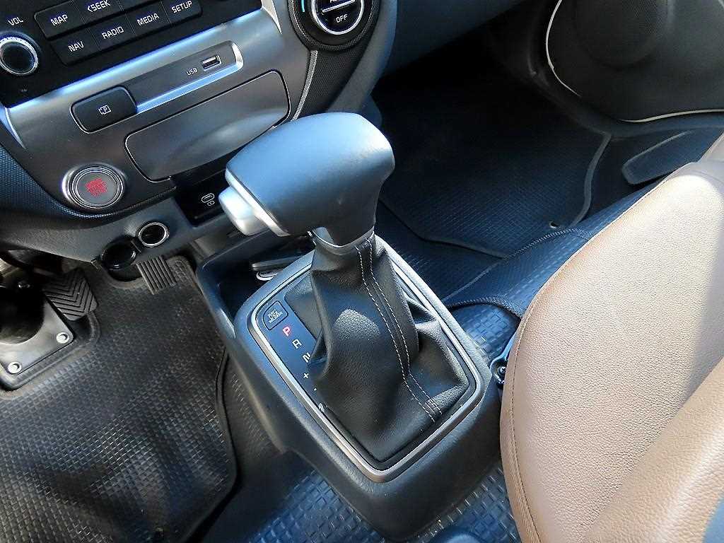 기아 봉고3 1.2톤 윙바디 LPG 14