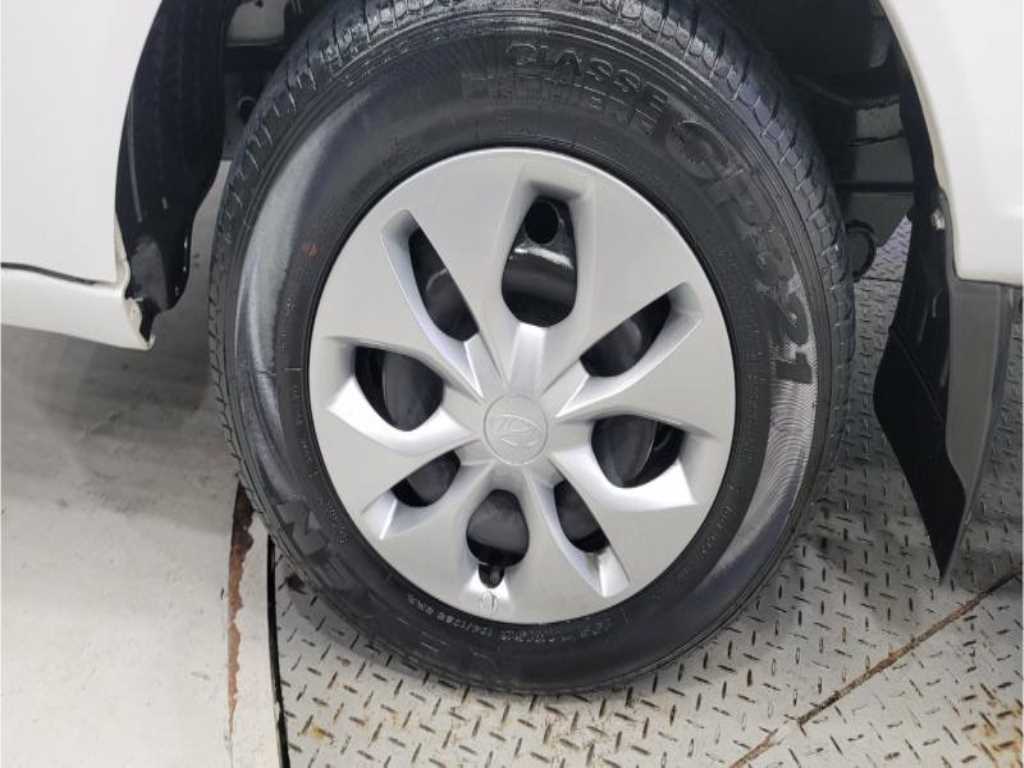 현대 포터2 1톤 카고 LPG 11