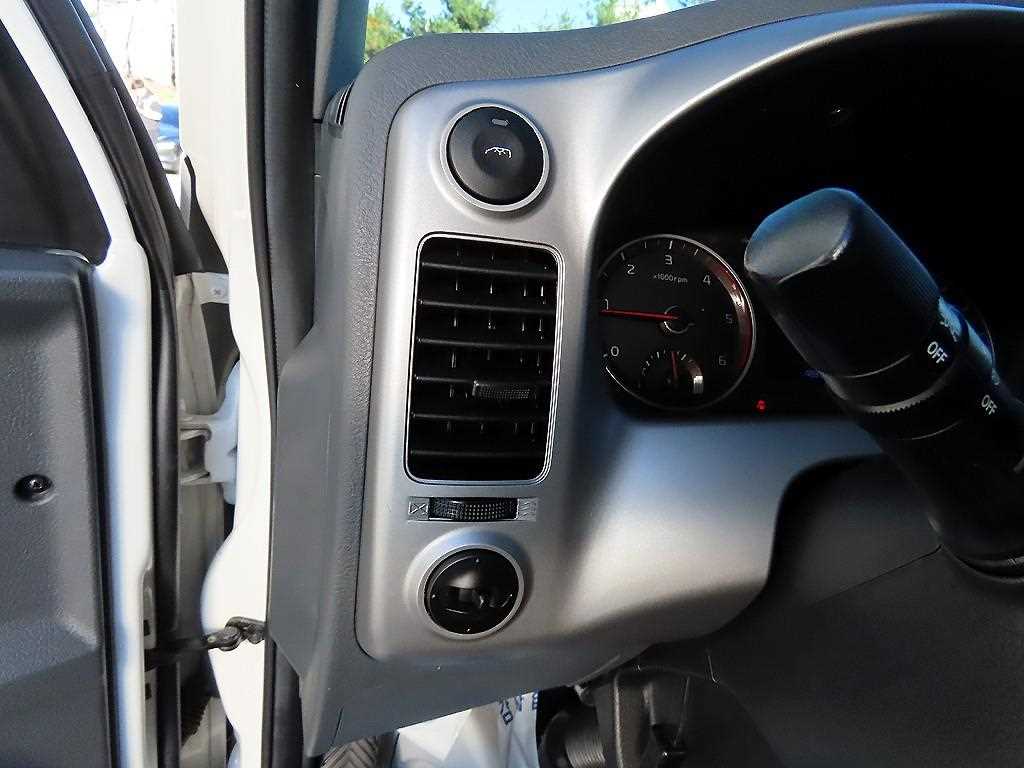 기아 봉고3 1.2톤 윙바디 LPG 13