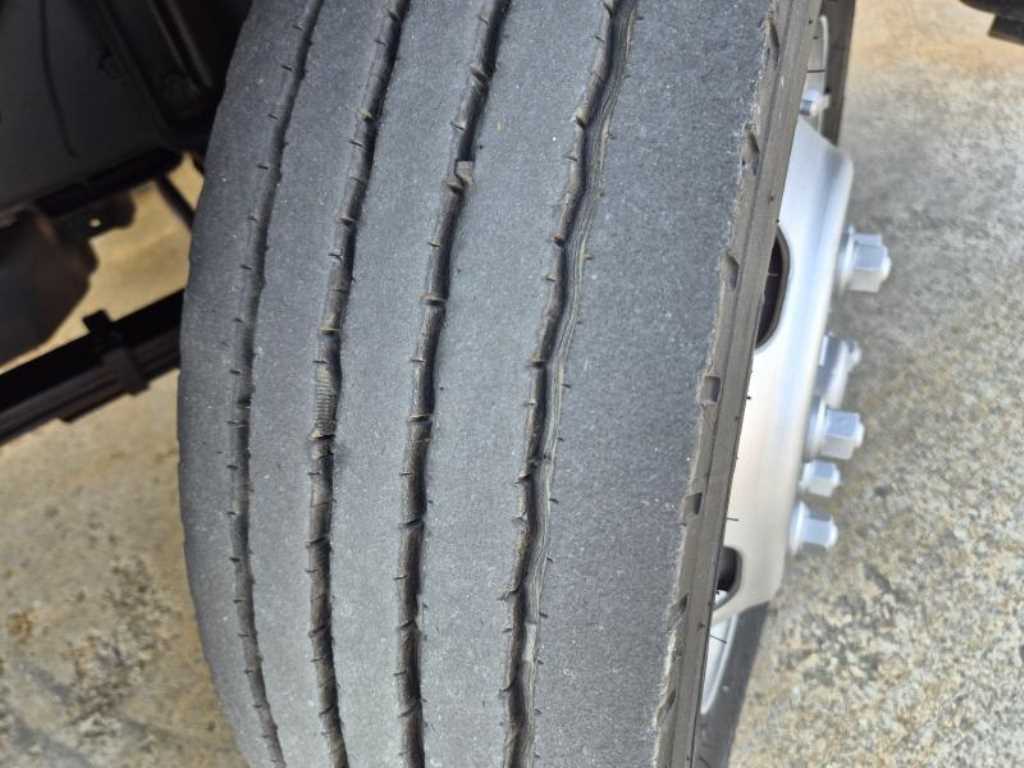 현대 올뉴마이티 2.5톤 익스하이탑 슈퍼캡 11