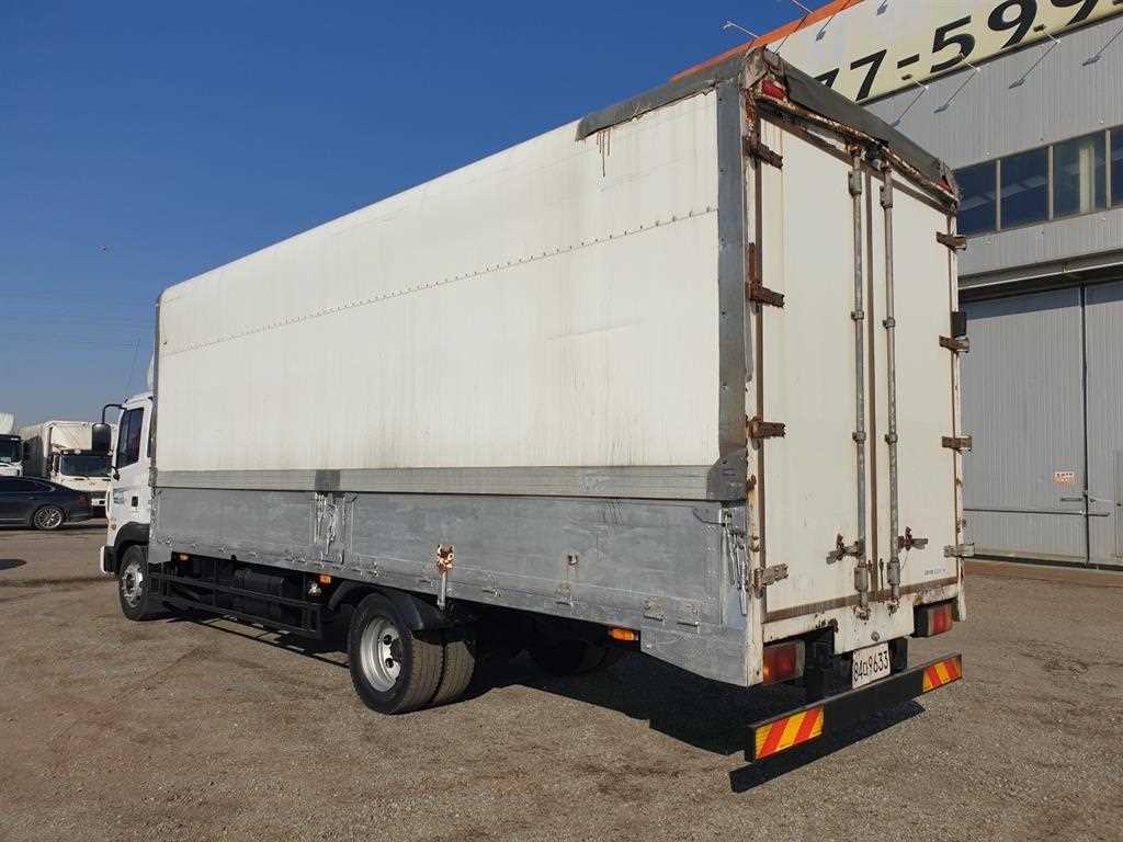 현대 메가트럭 235 단바리 윙바디 4.5톤 수동 3