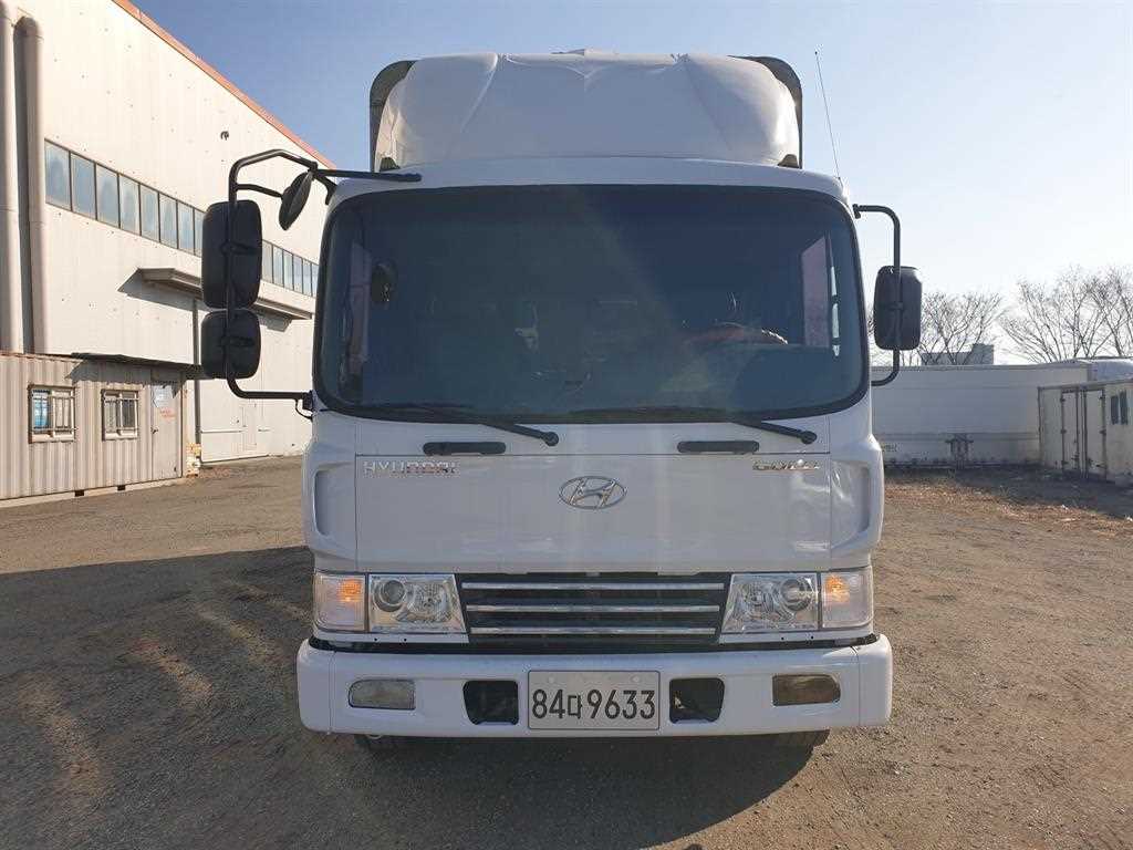 현대 메가트럭 235 단바리 윙바디 4.5톤 수동 1