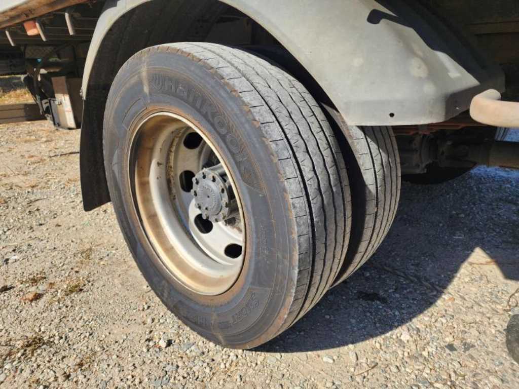 현대 메가트럭 단바리 표준탑 5톤 수동 18