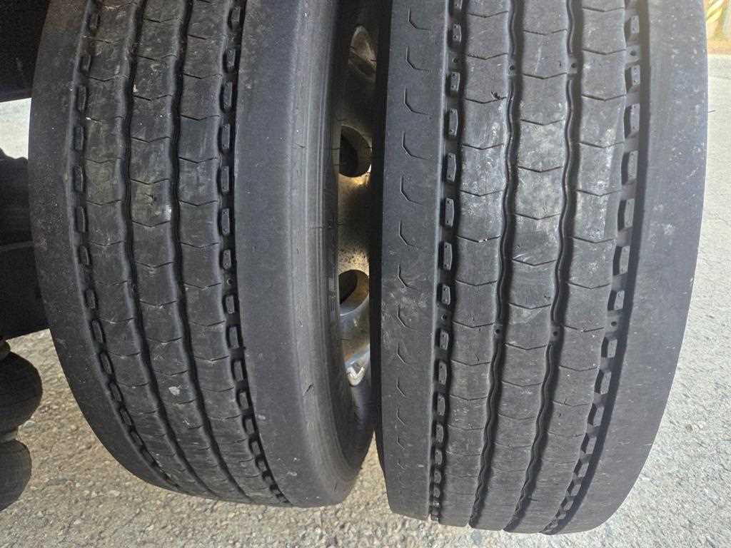 현대 파비스 윙바디 8.5톤 오토 12