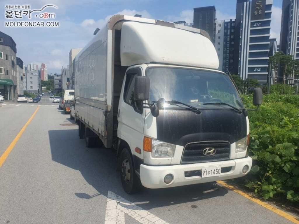 현대 이마이티 윙바디 1