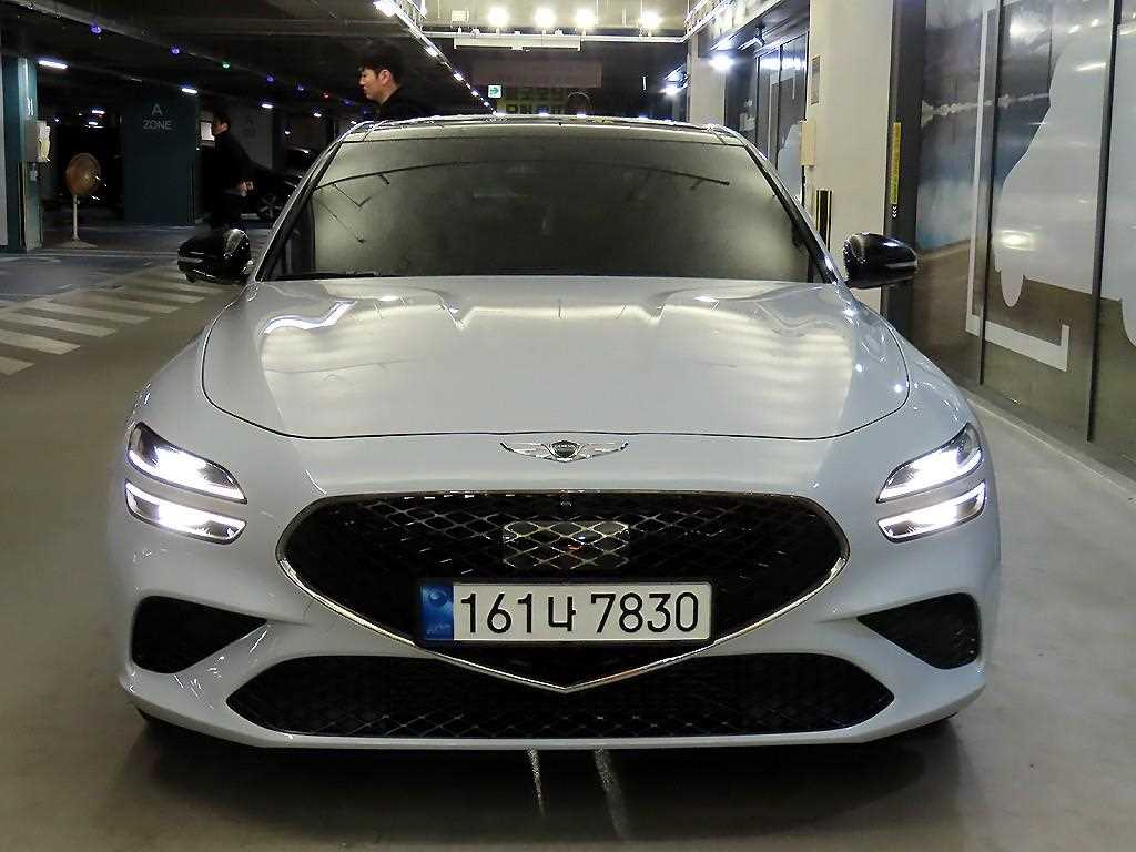 Genesis G70 Gasoline 2.0T 2WD Sport Package 3