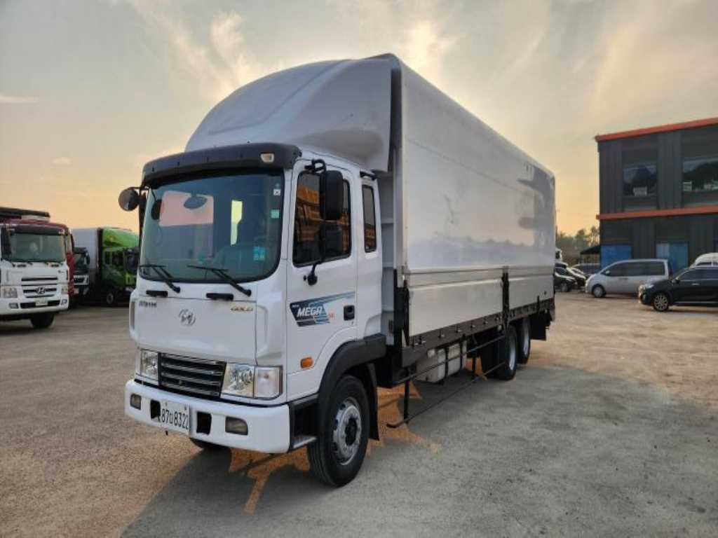 현대 메가트럭 윙바디 6.5톤 수동 2