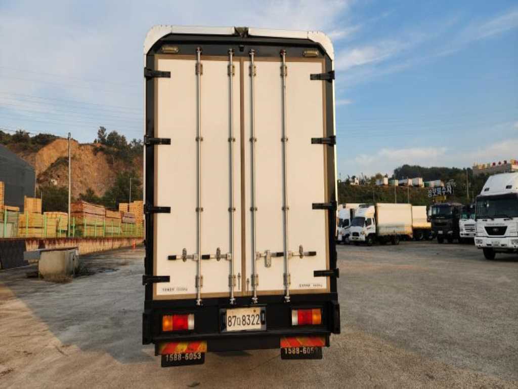 현대 메가트럭 윙바디 6.5톤 수동 5