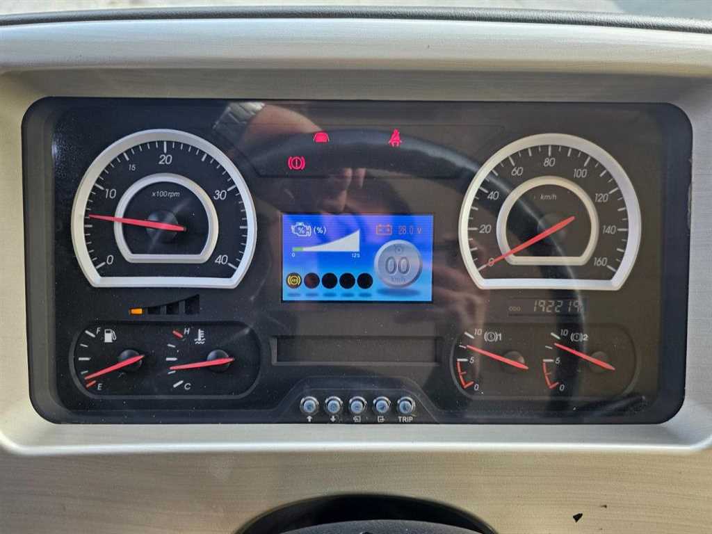 타타대우 노부스 단바리 카고 4.5톤 수동 3