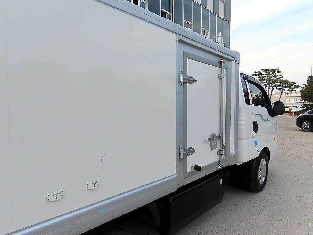 기아 봉고3 1톤 표준탑 전기 4