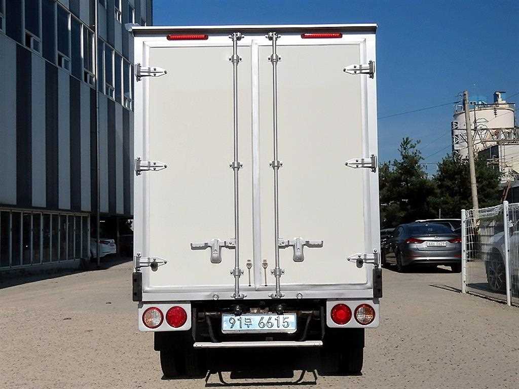 기아 봉고3 1톤 표준탑 전기 3