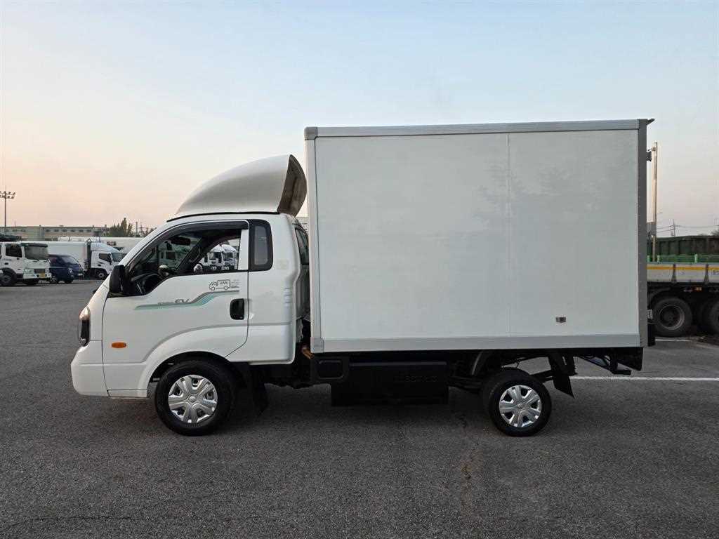 기아 봉고3 1톤 표준탑 전기 2