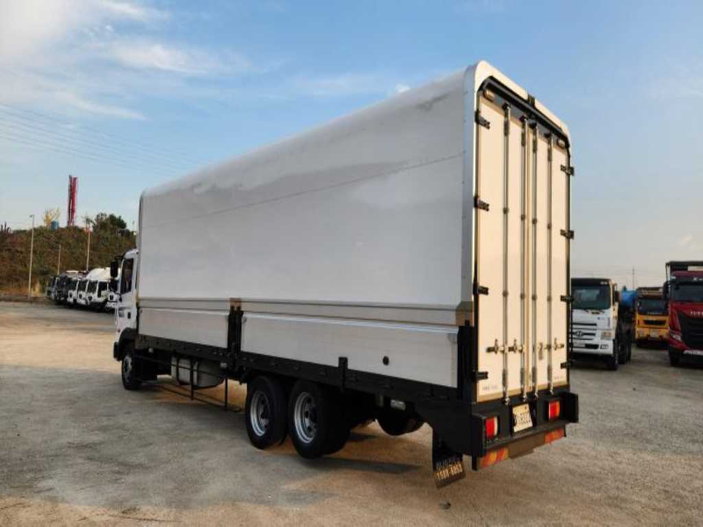 현대 메가트럭 윙바디 6.5톤 수동 4
