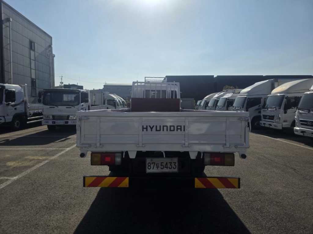 현대 메가트럭 카고 장축 4