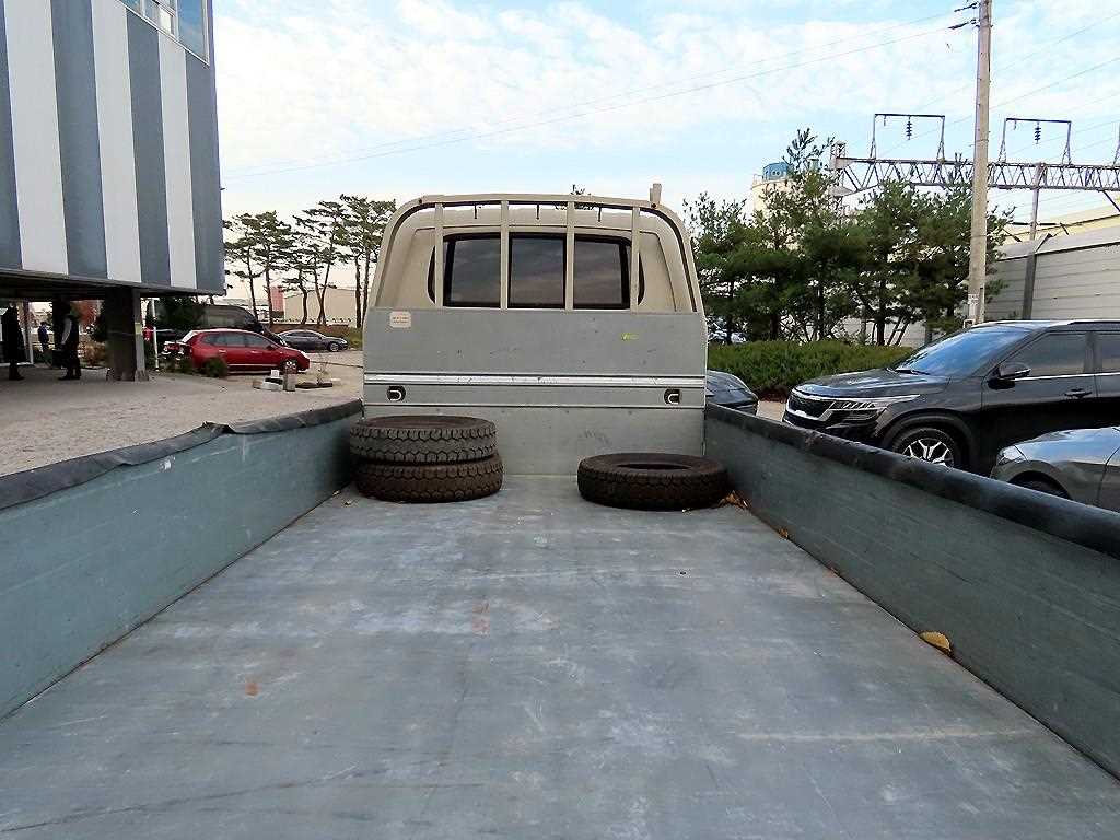 기아 봉고3 1.2톤 카고 4