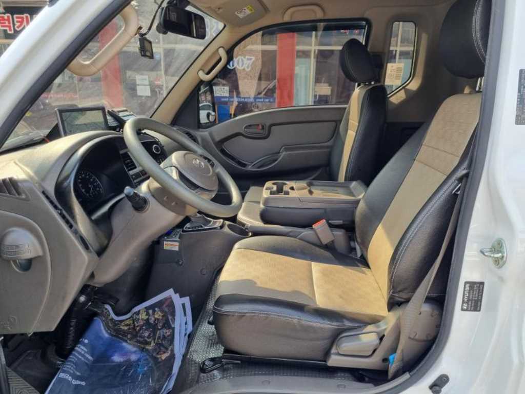 현대 포터2 1톤 냉동탑 9