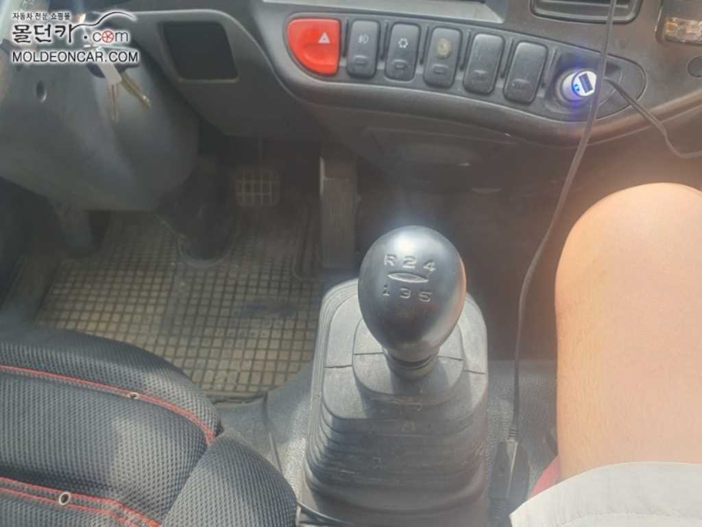 현대 이마이티 윙바디 9