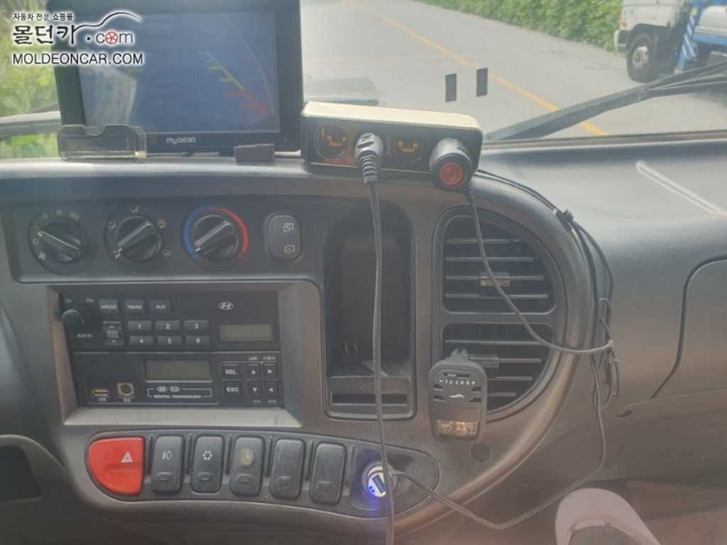 현대 이마이티 윙바디 8