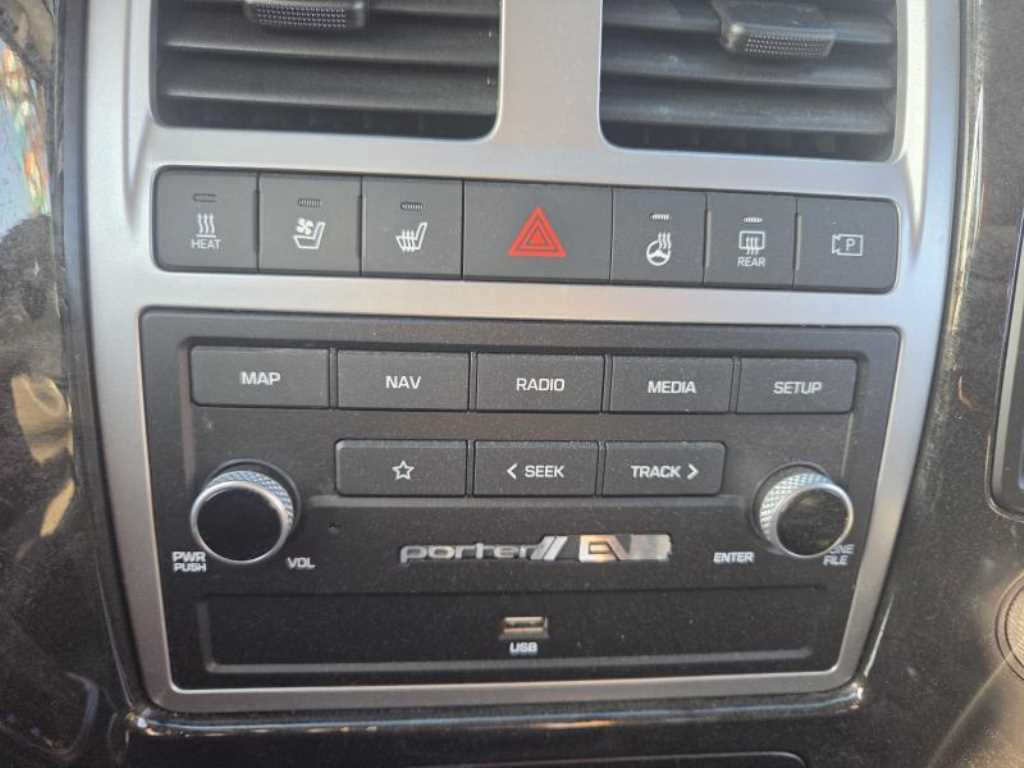 현대 포터2 1톤 카고 전기 9