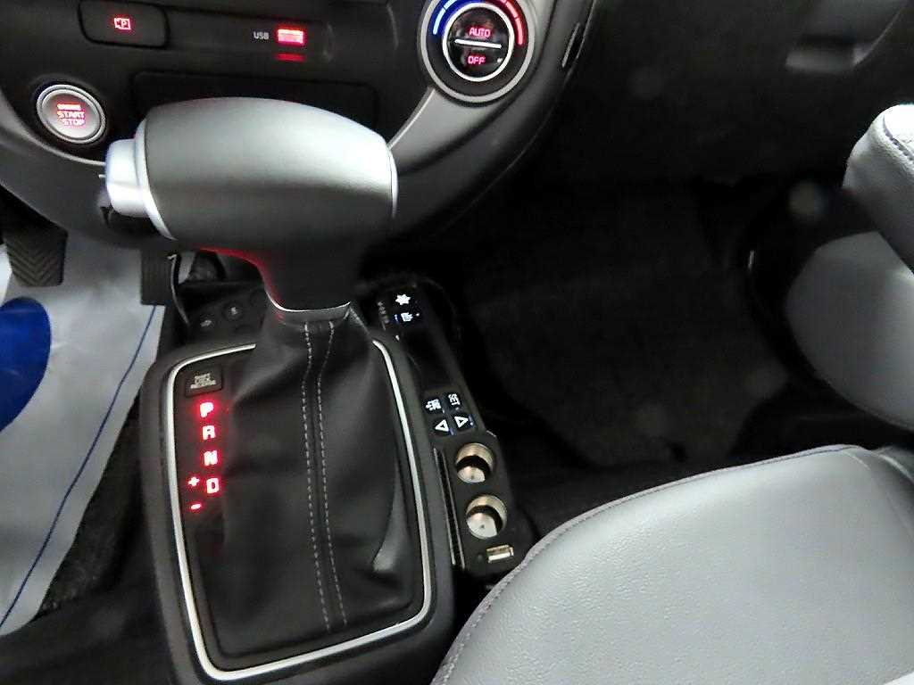 기아 봉고3 1.2톤 냉동탑 LPG 8