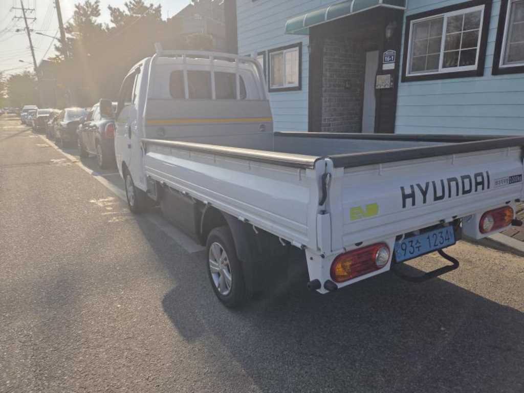 현대 포터2 1톤 카고 전기 3