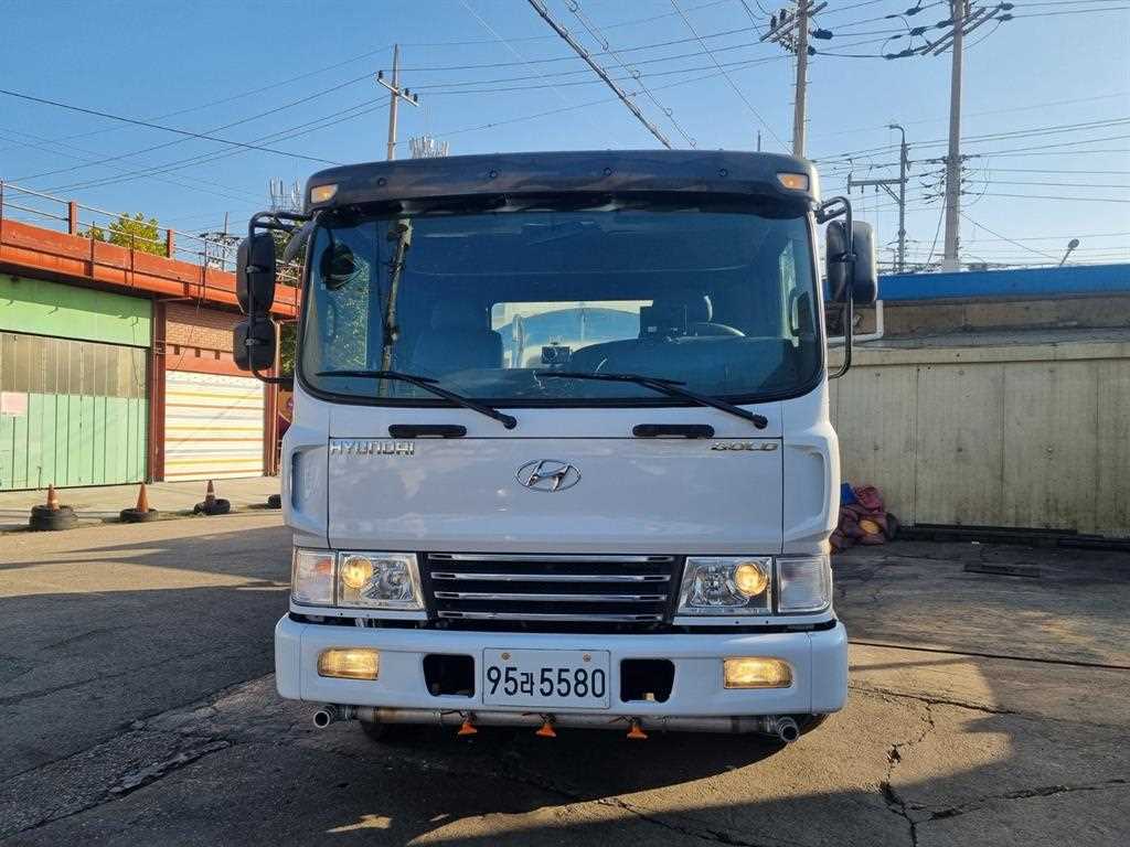 현대 살수차 메가트럭 수동 1