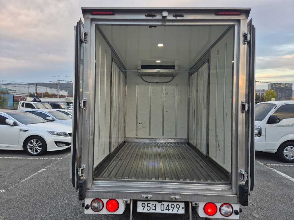 기아 봉고3 1톤 냉동탑 7