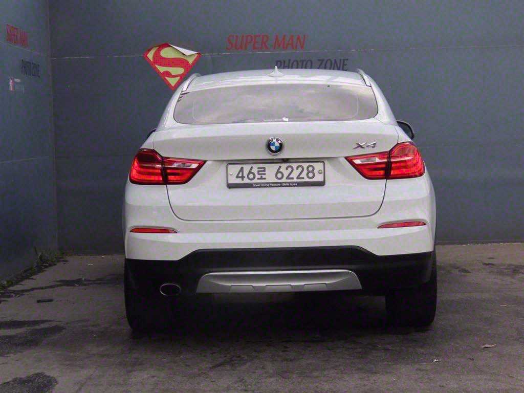 BMW X4 xDrive 20d 4