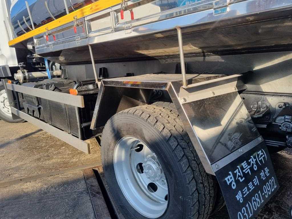 현대 살수차 메가트럭 수동 12