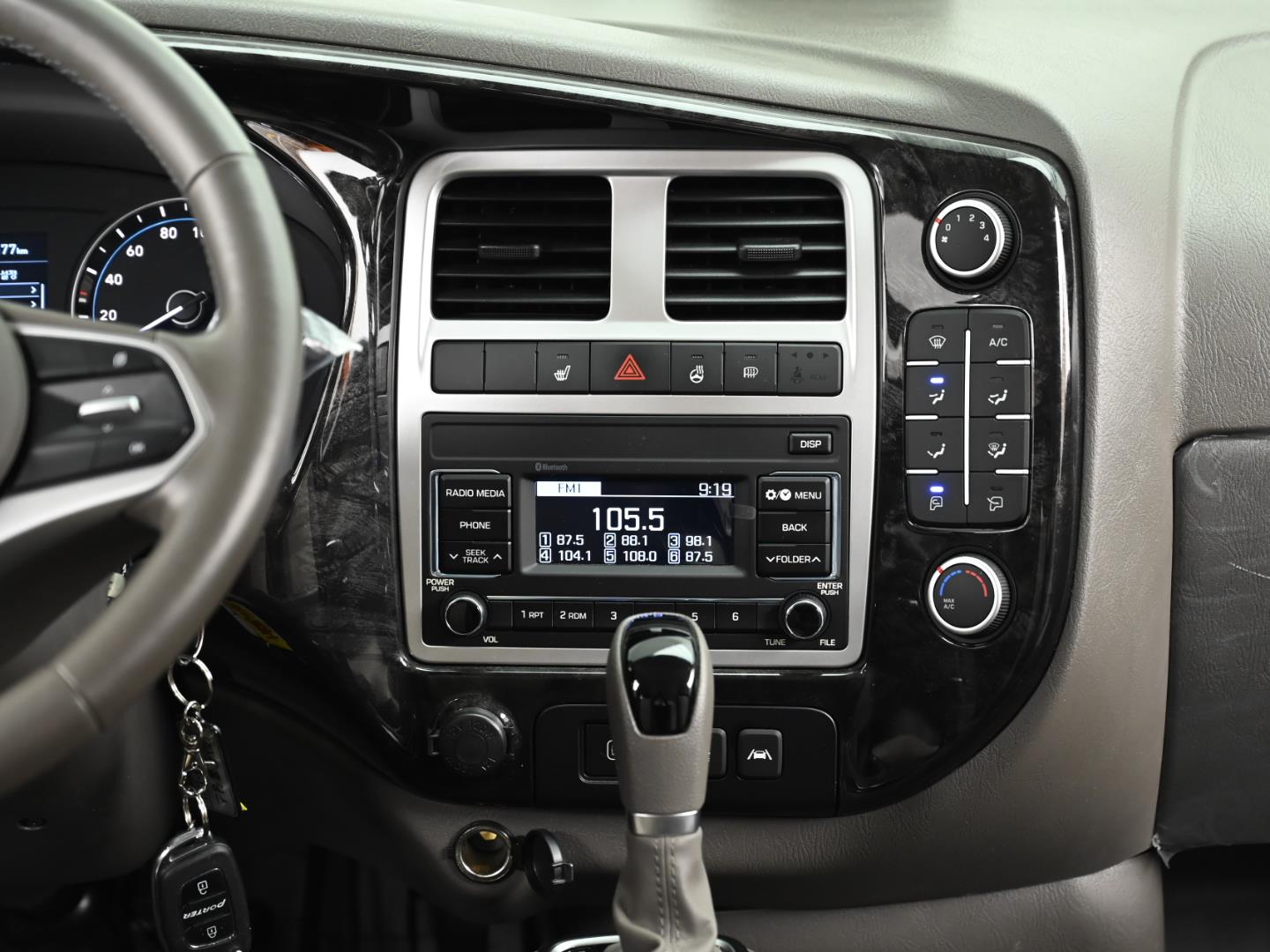 현대 포터2 1톤 카고 LPG 13